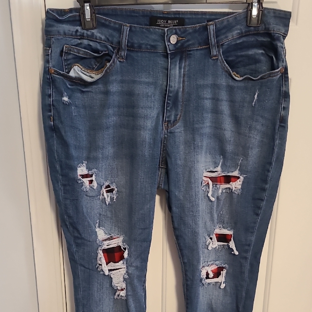 Judy Blue Women's Distressed Blue Jeans